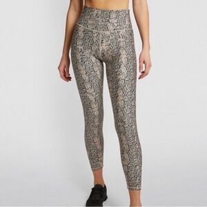 Good American snakeprint pants size 6 ( XXXL)